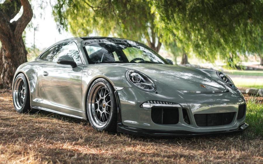 Porsche 911 Carrera 4S by Impressive Wrap '2019
